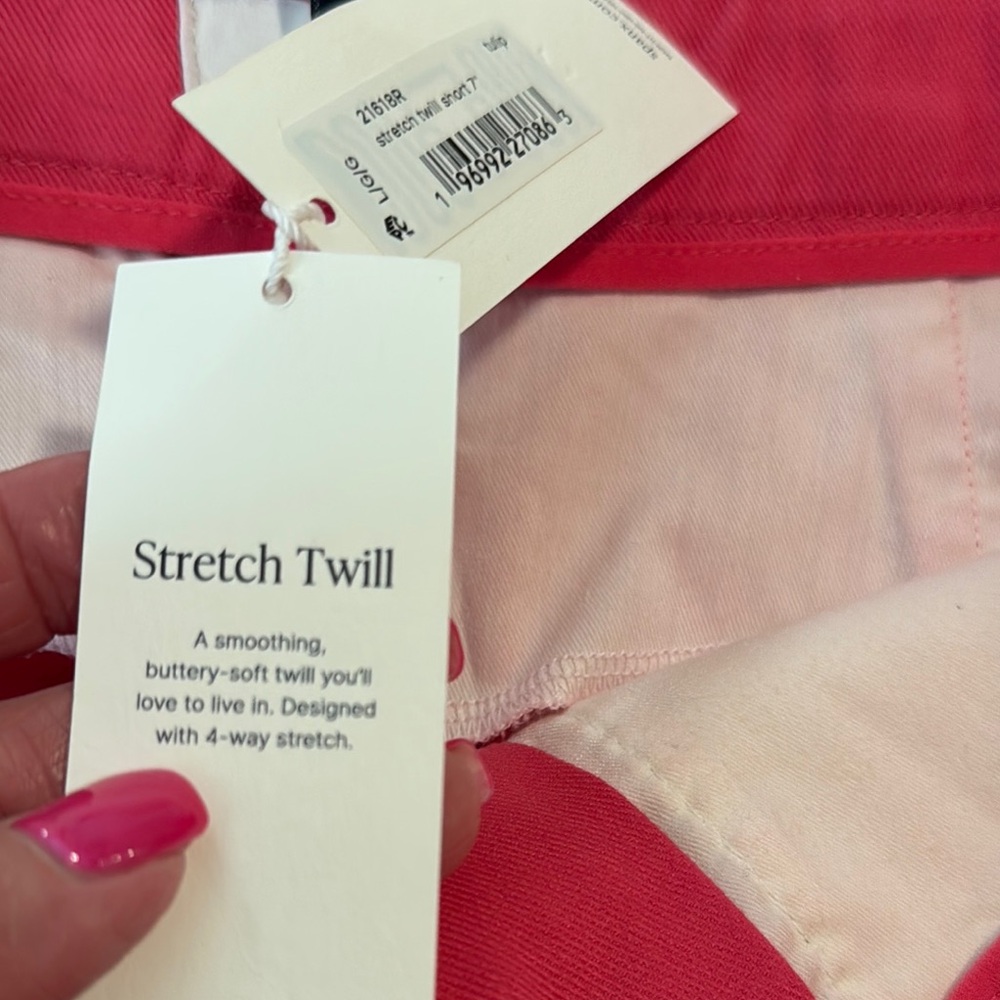 SPANX High Waist Pink Shorts with Vibrant Design - Picture 5 of 7